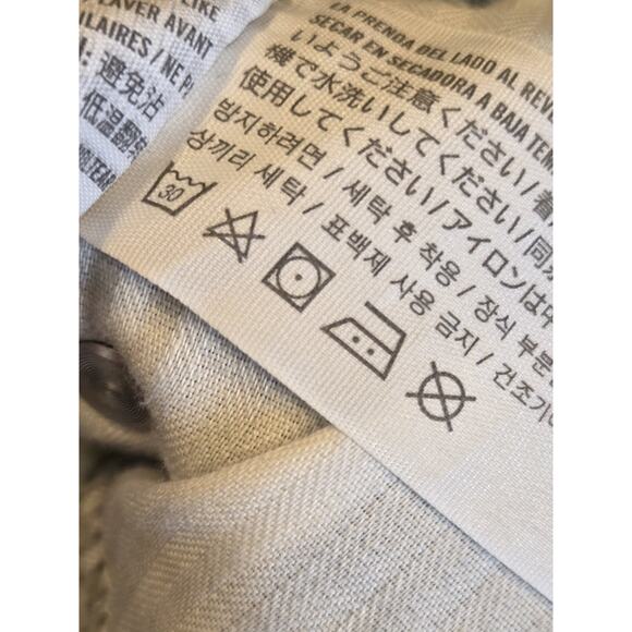 Abercrombie & Fitch The 90s Straight Ultra High Rise Split Hemline | 28/6L EUC - Picture 7 of 14